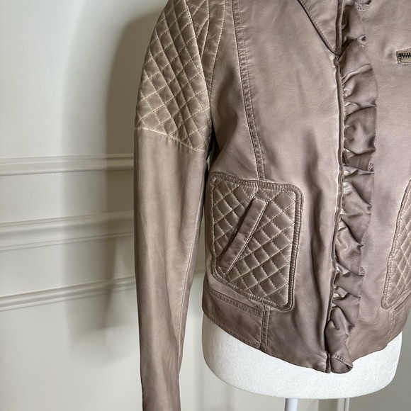 NWOT Anthropologie Elevenses Ruffled Vegan Leather Motorcycle Jacket - Picture 5 of 10